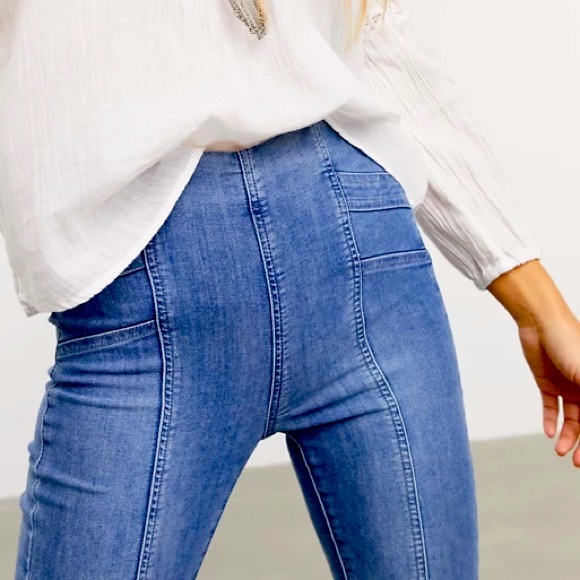 NEW! 🏷 Free People Feel Alright Skinny Jeggings - Picture 4 of 16